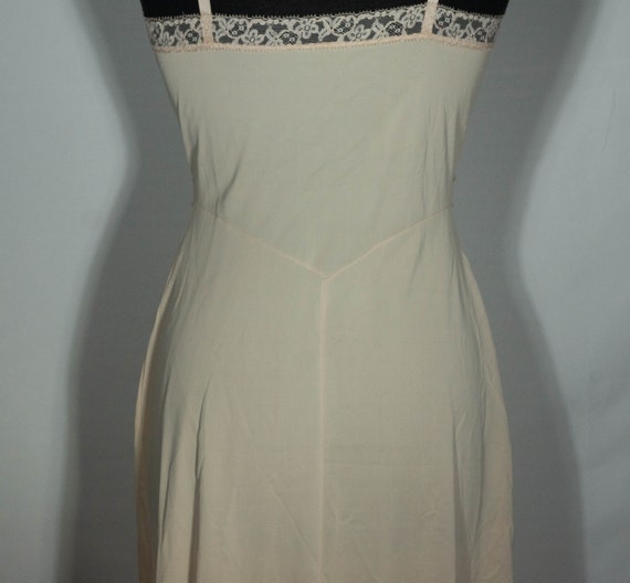 60s Vanity Fair Slip Vintage Made in USA Lingerie… - image 5