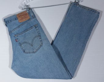 Vintage Levi's 505 Jeans Cotton Denim Red Tab Straight Leg  - Size 33 x 30 Regular Fit