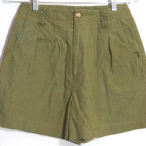 Vintage 80s Safari Shorts: High Waist Ramie Cotton Bermuda, Size 7/8