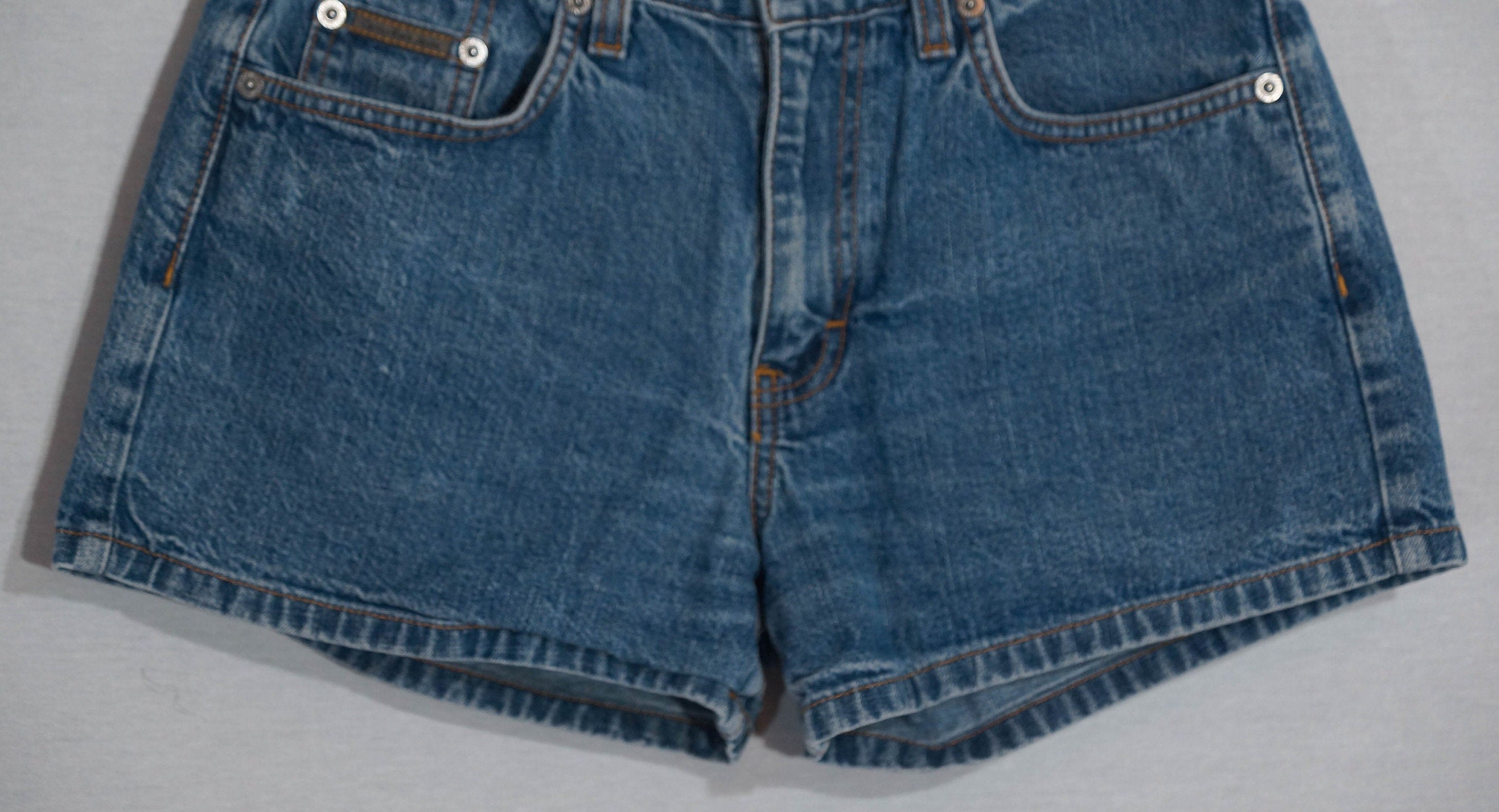 jeans shorts calvin klein