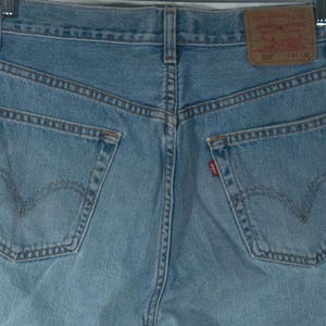 Vintage Levi&#39;s Jeans VTG Levis 505 Cut Cotton Denim Street Wear Jeans Worn in, Light Wash Denim Straight Leg Cut  - Men&#39;s Size 34 x 31