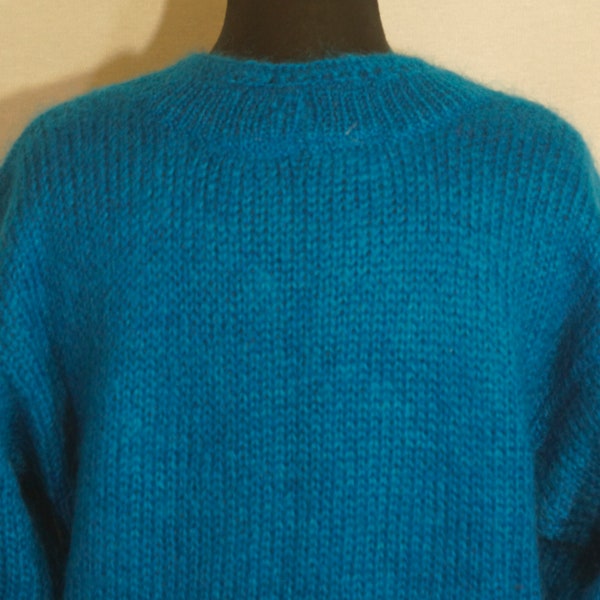 Vintage Sweater Mohair Wool Blend Pullover Rafaella Label Made in Hong Kong - Size L