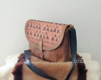 Distressed Leather Satchel Bag – Handmade Leather Crossbody with Exterior Pocket