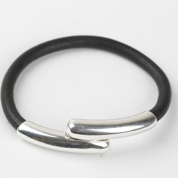 Fermoir magnétique tube, fermoir avec trou de 5 mm - fermoir tube, fermoir cordon en cuir, fermoir pour bracelet, extrémité du cordon en argent, quantité 1