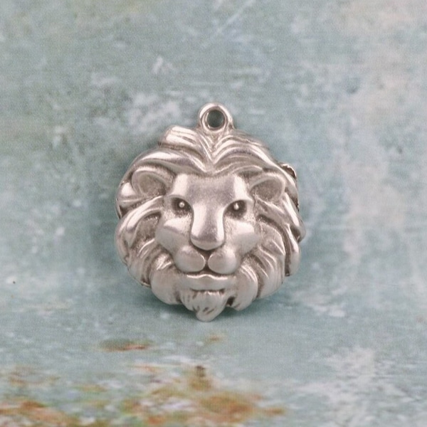 Lion head pendant -Jewelry making supplies-Qty 1