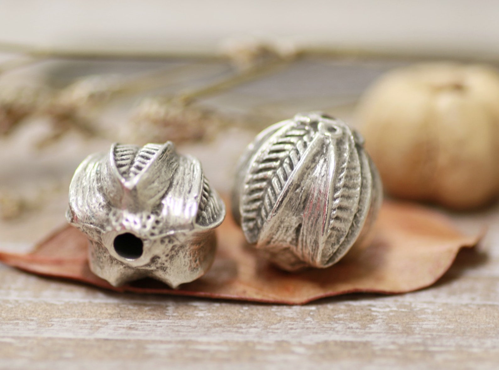 20μμlarge Flower Beadsjewelry Making Suppliesqty 1 Etsy