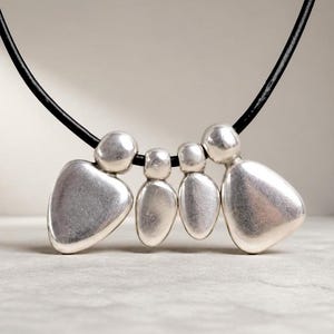 Family Pendant-Parents & 2 Children