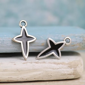 2 Black Cross Pendant-20mm-Sterling silver plated-Qty 2