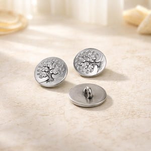 Botão Árvore da Vida em estanho, banhado a prata fina (21 mm)