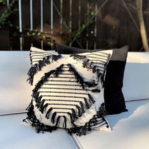 100% Cotton woven pillow cover. Decorative pillows, home decor, bedding, linens, gift, wedding