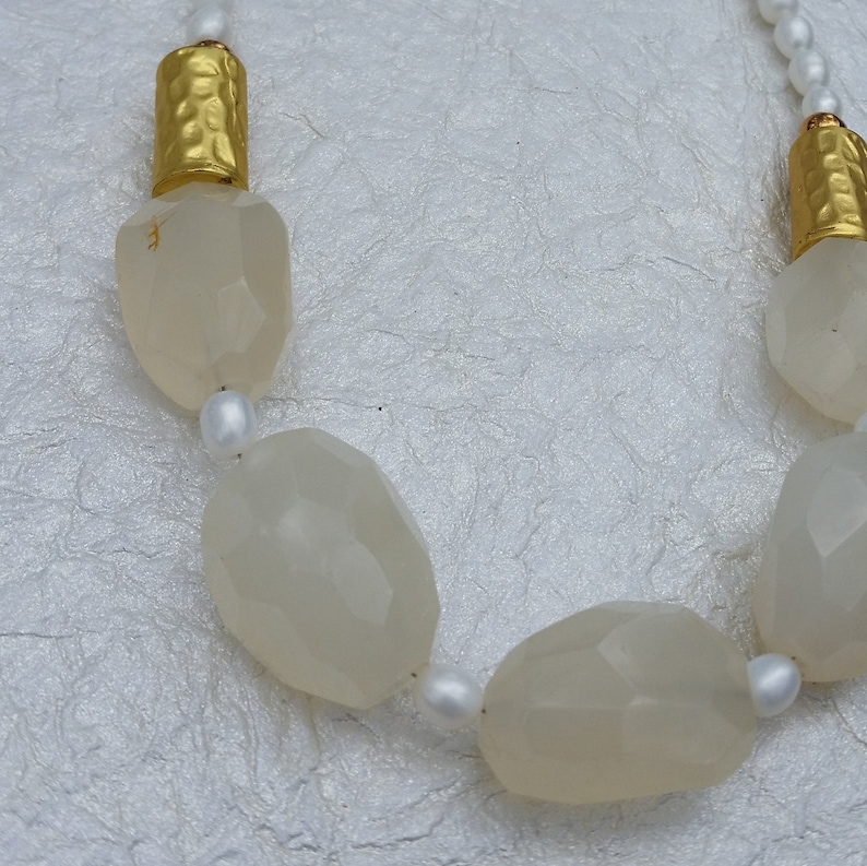 White Onyx and Pearls Chunky Short Necklace-Wedding Necklace-Statement Necklace-Gemstone Jewelry-African Jewelry-Women Necklace-Gift for Her