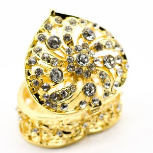 Wedding Unity Coins And Arras