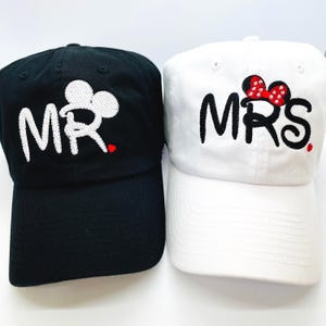 Mr and Mrs Honeymoon-Wedding-Bridal-Party-Hats
