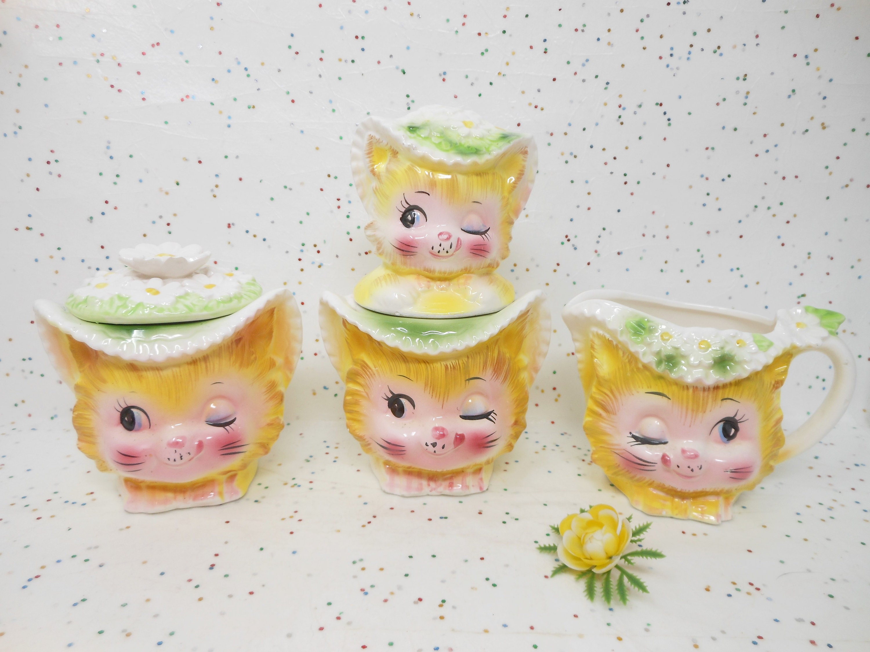 エネスコ社　 ミス プリス ウィンキング キティ 陶器　猫　ビンテージ　S&P Vintage ENESCO Miss Priss Winking Cat Set Ceramic Japan