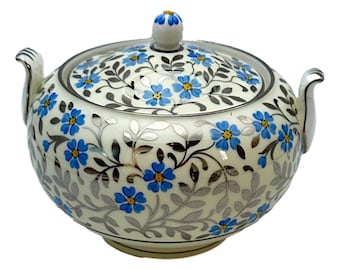 Wedgwood Lidded Sugar Daisy Periwinkle Blue White Platinum Bone China