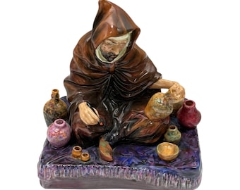 Royal Doulton The Potter HN1493 7in  Hand Painted Ceramic Figurine Vintage 1960s