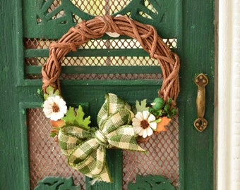 Handmade Miniature Wreath: Polymer Clay Flowers, Dollhouse Decor (2”)