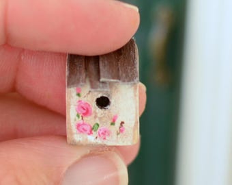 Shabby Chic Miniature Birdhouse, Miniature Dollhouse Decor, Dollhouse Accessories, Dollhouse Decor, Miniatures