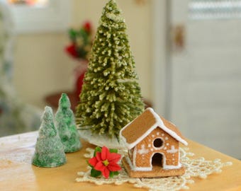 Miniature Gingerbread House, Miniature Christmas Decorations, Christmas Miniatures, Dollhouse Accessories, Dollhouse Decor