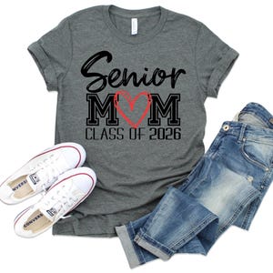 T-shirt pour maman senior, papa senior, T-shirt maman pour l'obtention du diplôme, T-shirt promotion 2026, T-shirt famille promotion 2026