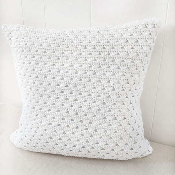 Nouveau Crochet Pillow Case