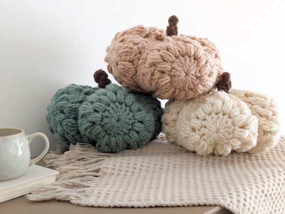 Crochet Pumpkin Patter, Granny Square Pumpkin Pattern, Fall Crochet Decor, Autumn Home Decor, Bulky Yarn Crochet Pattern (PDF Download)