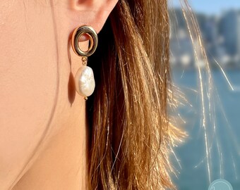 Hoop Pearl Earrings, Solid hoop, Freshwater Pearl push dangle earrings, Simple, Handmade, Petit, Wedding, Gift for Her