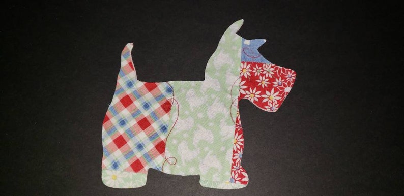 Dog Appliques Scotty Dog Fabric Set of 4 Cutter Quilt Pieces Cutter Quilt Dogs Scotty Dog Die-cuts From Dog Fabrics Quilt