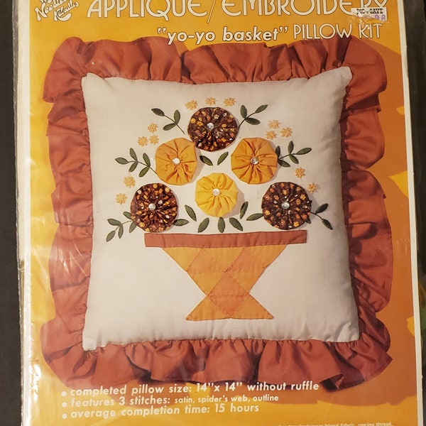 Hazels Needlework Kaboodles - In Package - Vintage Yo-Yo Basket Pillow Kit - Applique Embroidery - 14" x 14" Pillow Plus Ruffle