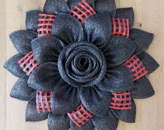 Large Black With Red Accents Daisy Rose (Sara Flower) Poly Burlap Flower Wreath - Unique in the Creek UITC Flower Frame