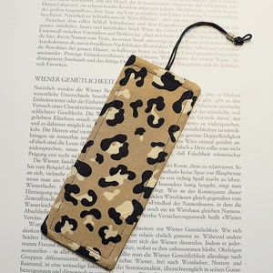 Textile bookmark, 16 x 5 cm, animal print, leopard pattern, page finder, reading accessory, book accessory, cotton, boho, page marker, beige