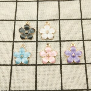 10PCS, Enamel Charm Flower Charm Metal Charm Jewelry Charm Bracelet Charm Pendant Findings 15x17mm