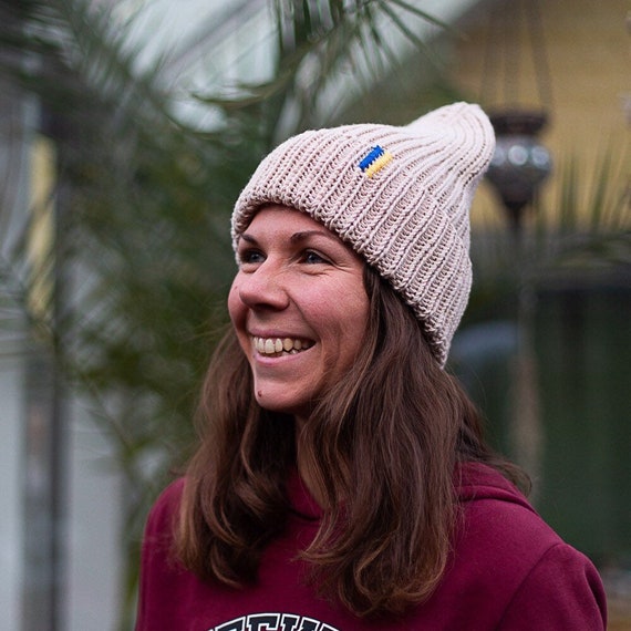 cuffed beanie women