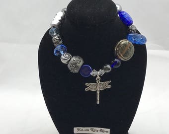 Blue and gray dragonfly bracelet