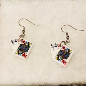 Pendientes de playing Cards (pendientes rummy, joyas de baraja de cartas, pendientes de 4 reinas, pendientes en miniatura)