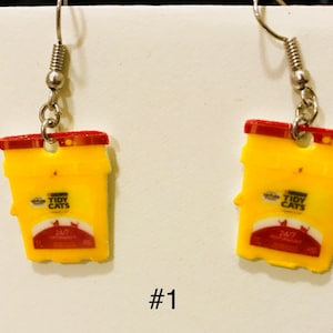 Cat litter earrings (cat litter jewelry , cat lover earrings, kitty litter jewelry, litter box earrings, crazy cat lady earrings)