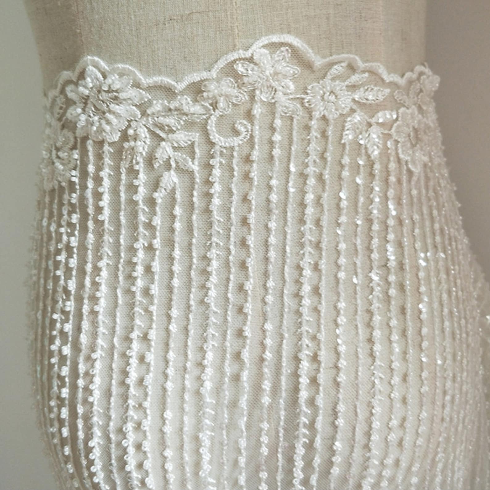 White Mesh Lace Fabricembroidered Floral Lace With Etsy