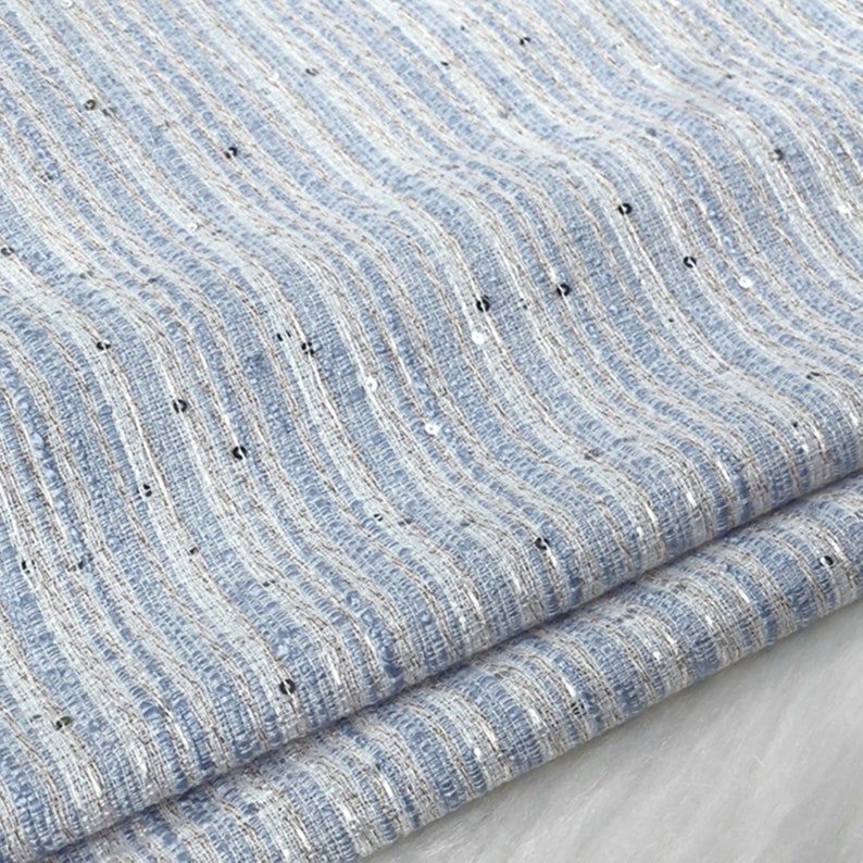 Blau Gestreifter Strickstoff mit Pailletten: Baumwoll-Polyester-Mischgewebe Bild 2