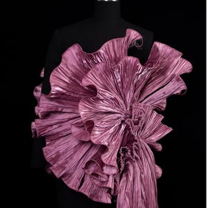 Glosyy Crinkled-textured Pleated Fabric,Shimmer Stiff Wrinkle Crumple accordion Fabric for Wedding,Stage Costume,Prom Dress DIY Supplies
