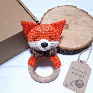 Baby rattle Fox Pregnancy gift box Congratulations pregnancy gift Pregnancy announcement Baby shower gift basket Gender reveal ideas