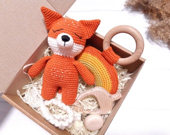 Baby boy gift box Baby girl gift Welcome baby gift basket Expecting mom gift Baby announcement Mom and baby gift Baby toys 6 months