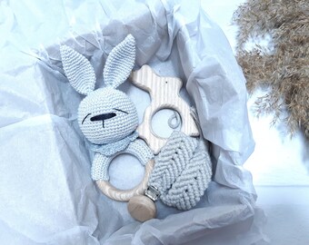 New mom gift New baby gift  Baby gift box  Pregnancy gift idea  New parent gift Wooden baby rattle  Rattle ring Crochet bunny