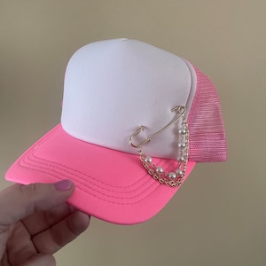 Gold faux pearl link trucker Hat pin | faux pearl hat pin | Hat Accessory | Hat pin | Hat Necklace | hat bling | trucker hat bling