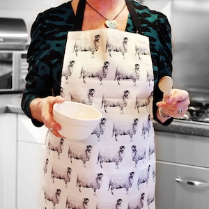 Adult cotton Apron With Sheep Design. Farmers Wife Apron, Country Kitchen Apron. Flock Of Sheep Apron. The One That Stands Out In The Flock.