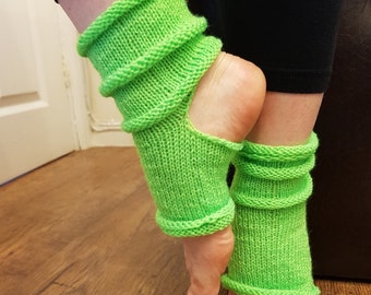 YOGA SOCKS Hand Knit Flip Flop Socks Yoga Socks Pedicure Socks Toe Less Socks Pilates Socks Modern, Fashion Socks Gift for girl