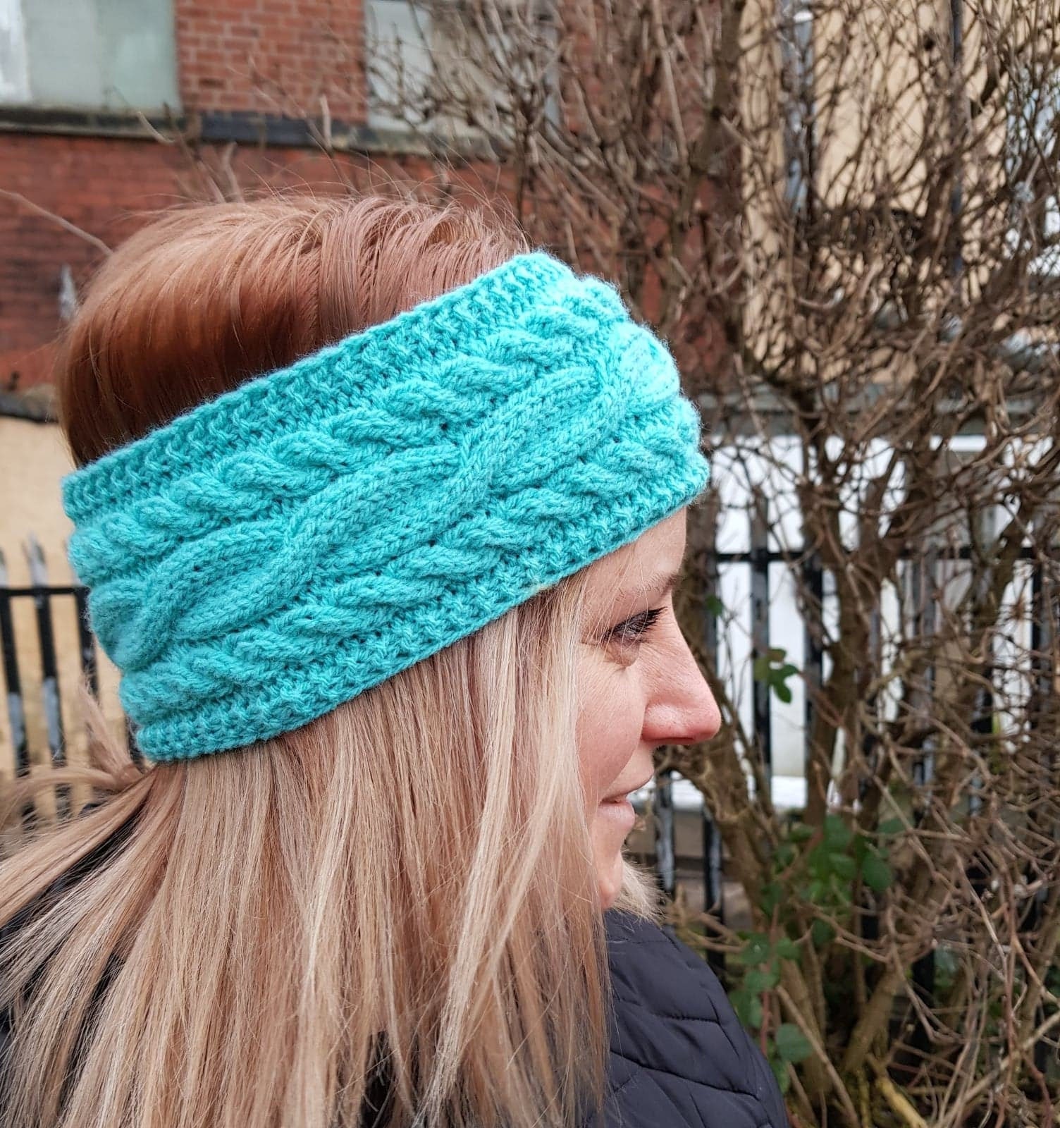 Light Blue Cable Knit Headband Baby Blue Larger Bow Headband Suitable For Newborns to Age 3  main image 3