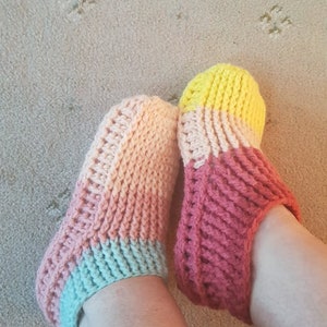 Pantoufles au crochet pour femmes : chaussettes tricotées pour la maison, Royaume-Uni 6/39
