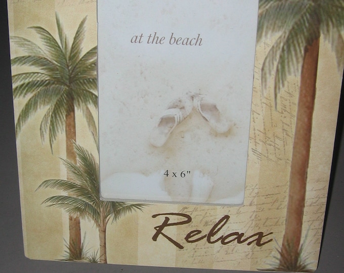 Tropical Wooden Photo Frame
