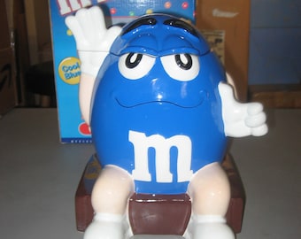 M & M Classic Cookie Jar