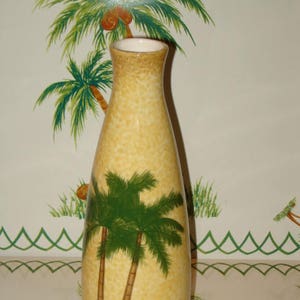 Palm Tree Vase image 3
